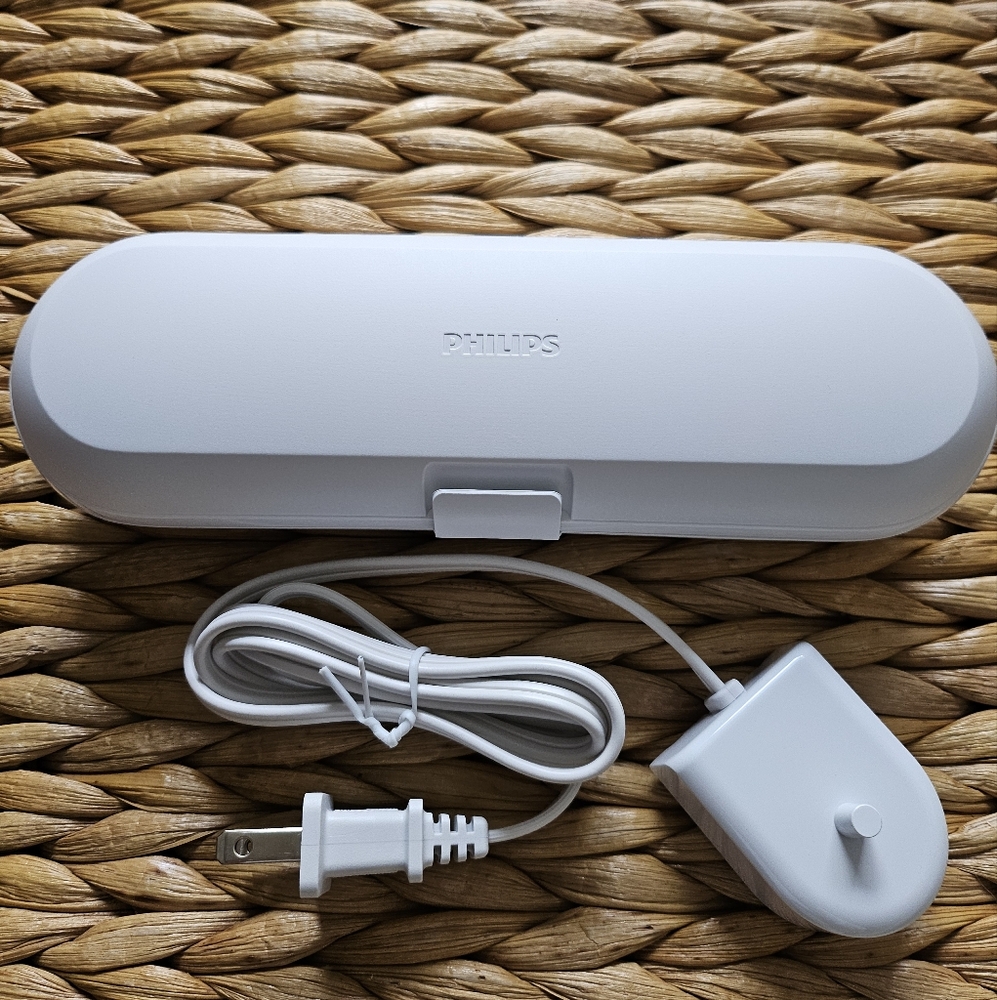 Phillips Sonicare Travel Case and Charger